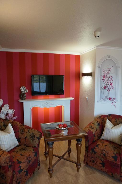 Deluxe Apartments Der "Alten Apotheke" Prerow Cameră foto