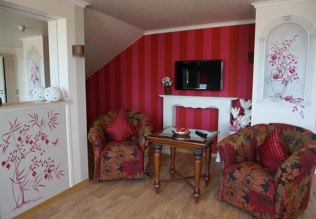 Deluxe Apartments Der "Alten Apotheke" Prerow Cameră foto