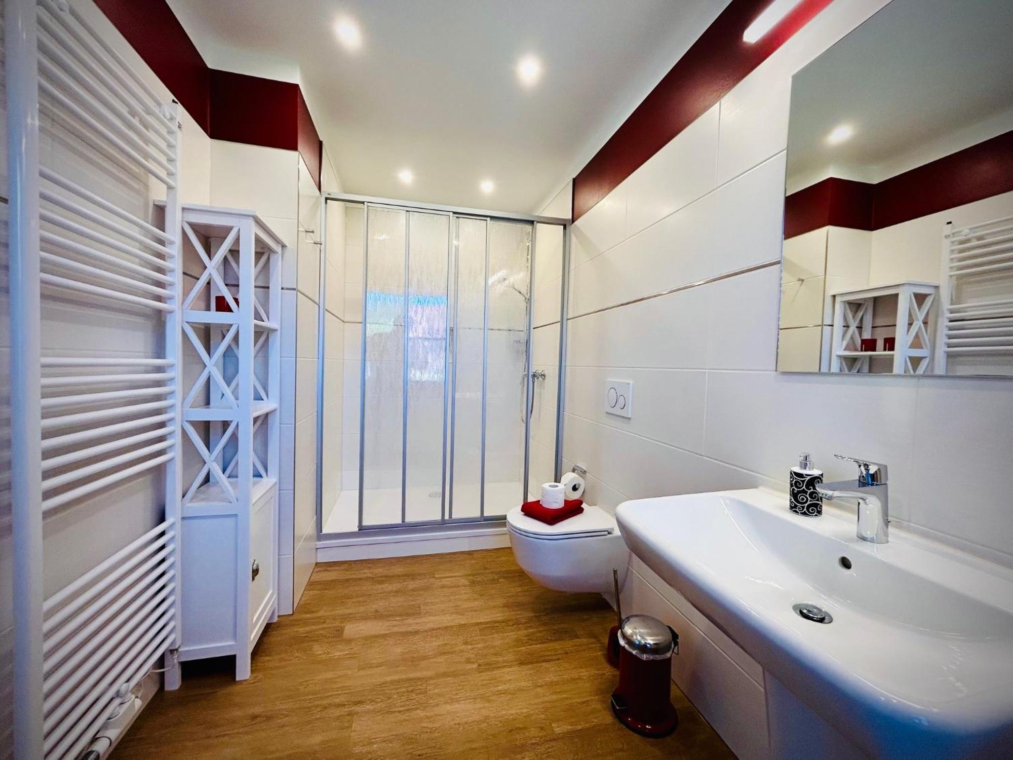 Deluxe Apartments Der "Alten Apotheke" Prerow Exterior foto
